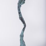 Unduire vie II – sculptură în lut ars patinat, artist Petru Leahu – Petru Leahu – O Galerie de Artă