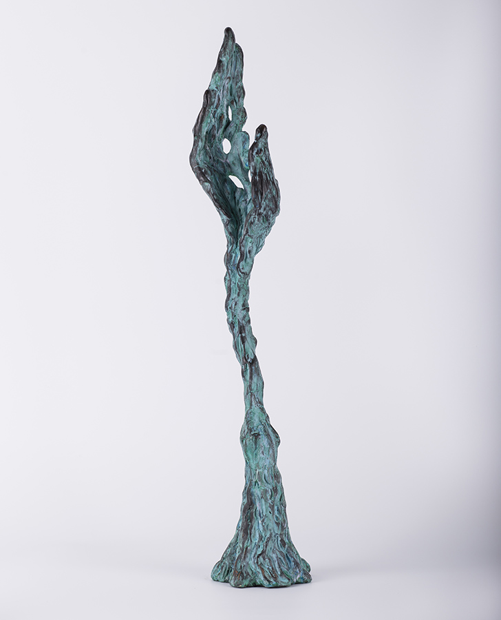 Mâna strugure – sculptură în lut ars patinat, artist Petru Leahu – Petru Leahu – O Galerie de Artă