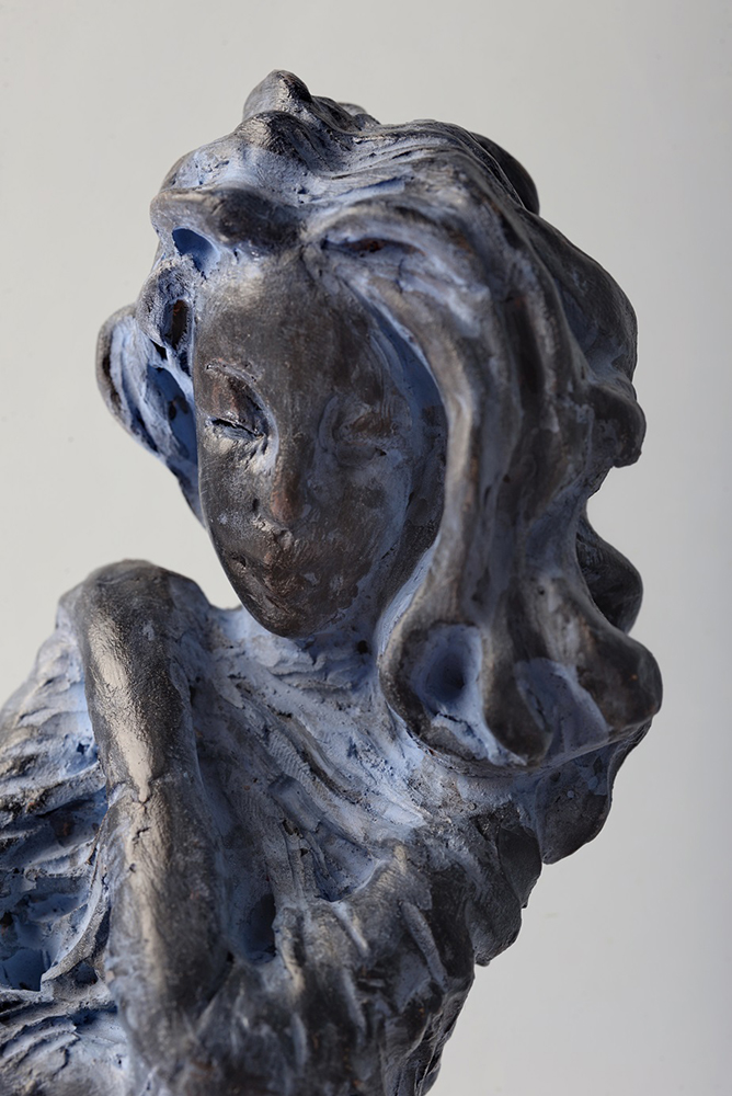Însingurare – ceramică patinată, artist Petru Leahu – Petru Leahu – O Galerie de Artă