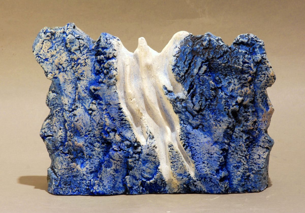 Atingere I – ceramică, șamotă, artist Petru Leahu – Petru Leahu – O Galerie de Artă