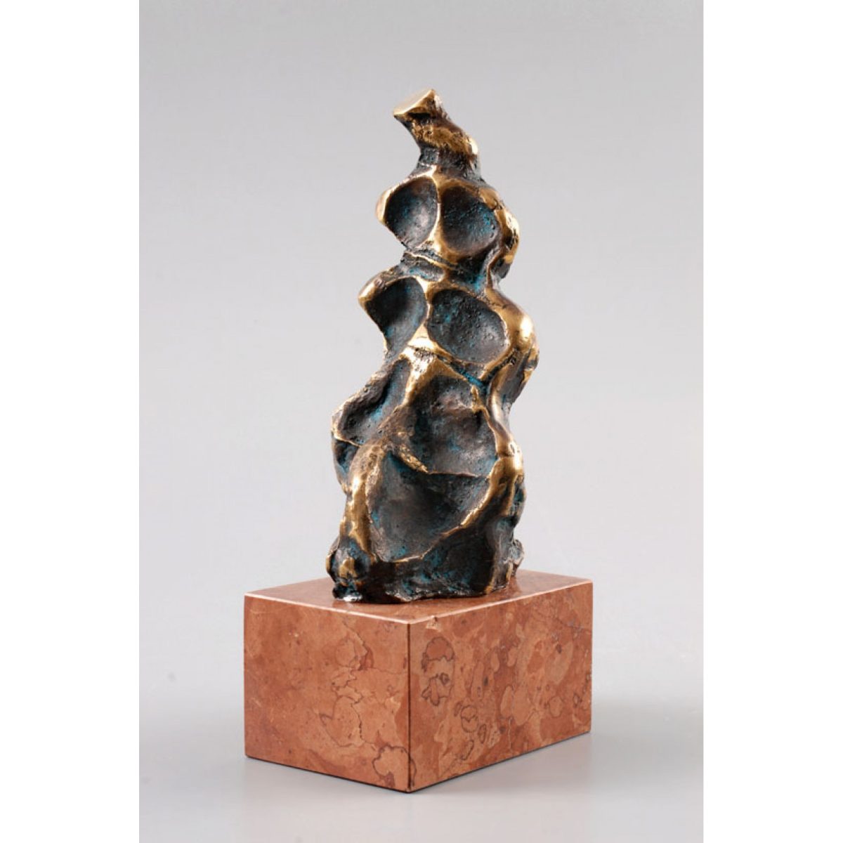 Figurină – sculptură în bronz, artist Liviu Bumbu – Liviu Bumbu – O Galerie de Artă