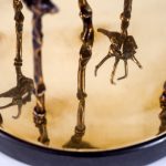 Mâini împușcate „1989” – sculptură în bronz, artist Liviu Bumbu – Liviu Bumbu – O Galerie de Artă
