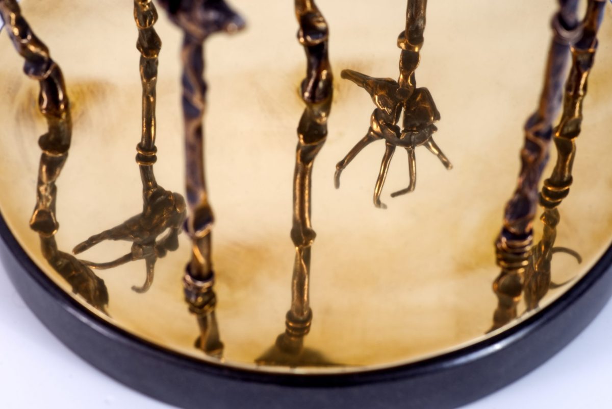 Mâini împușcate „1989” – sculptură în bronz, artist Liviu Bumbu – Liviu Bumbu – O Galerie de Artă