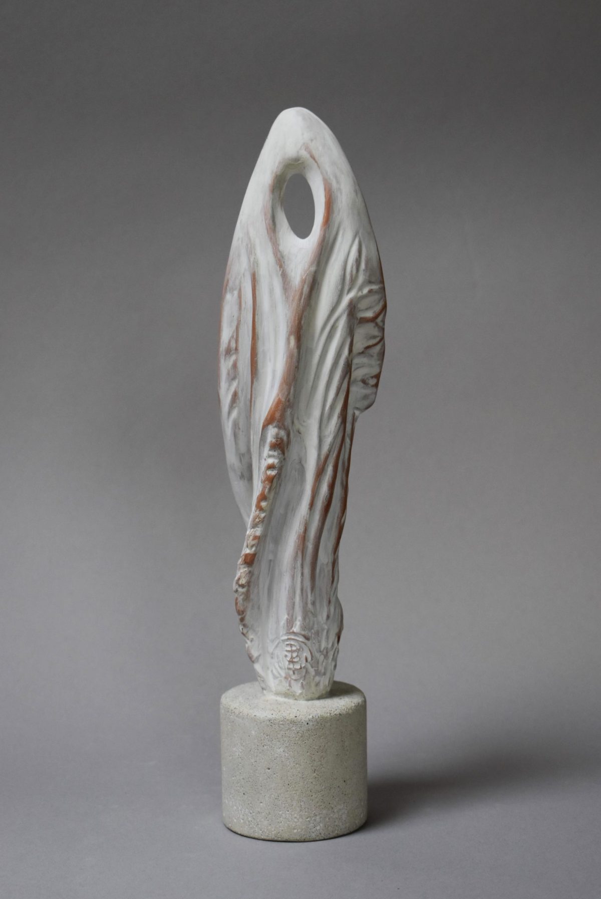 Atașament – sculptură în lut ars patinat, artist Petru Leahu – Petru Leahu – O Galerie de Artă