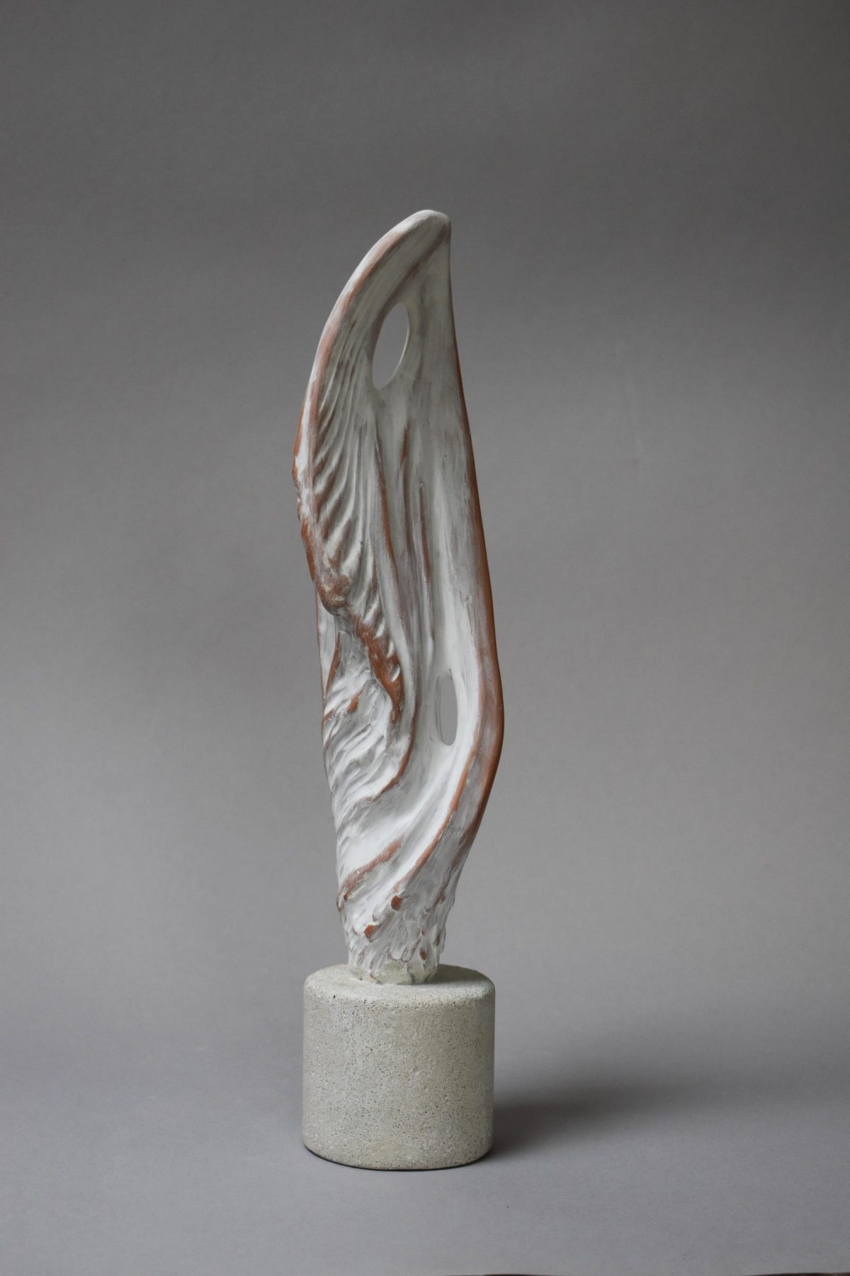 Atașament – sculptură în lut ars patinat, artist Petru Leahu – Petru Leahu – O Galerie de Artă