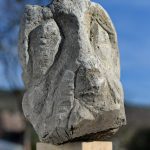Dac – sculptură în piatră, artist Liviu Bumbu – Liviu Bumbu – O Galerie de Artă