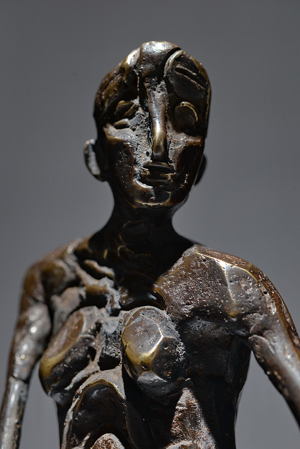 Eva II – sculptură în bronz, artist Liviu Bumbu – Liviu Bumbu – O Galerie de Artă