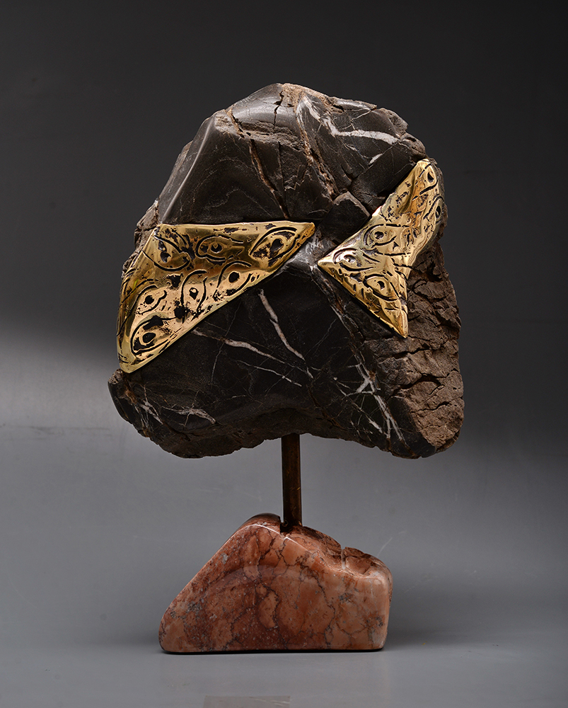 Ochii din piatră – sculptură în bronz, artist Liviu Bumbu – Liviu Bumbu – O Galerie de Artă