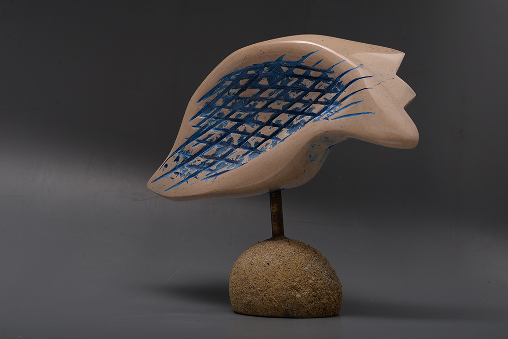 Pește III – sculptură în piatră, artist Liviu Bumbu – Liviu Bumbu – O Galerie de Artă