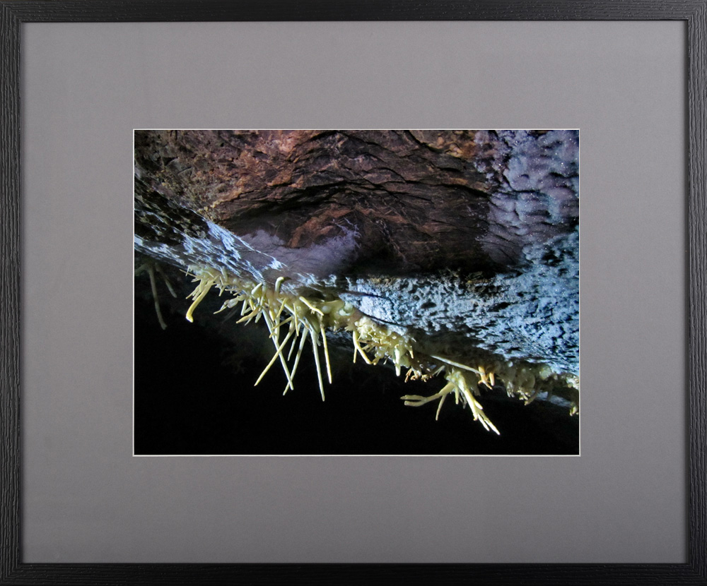 Poeme încrustate – fotografie, artist Radu Pop – Radu Pop – O Galerie de Artă