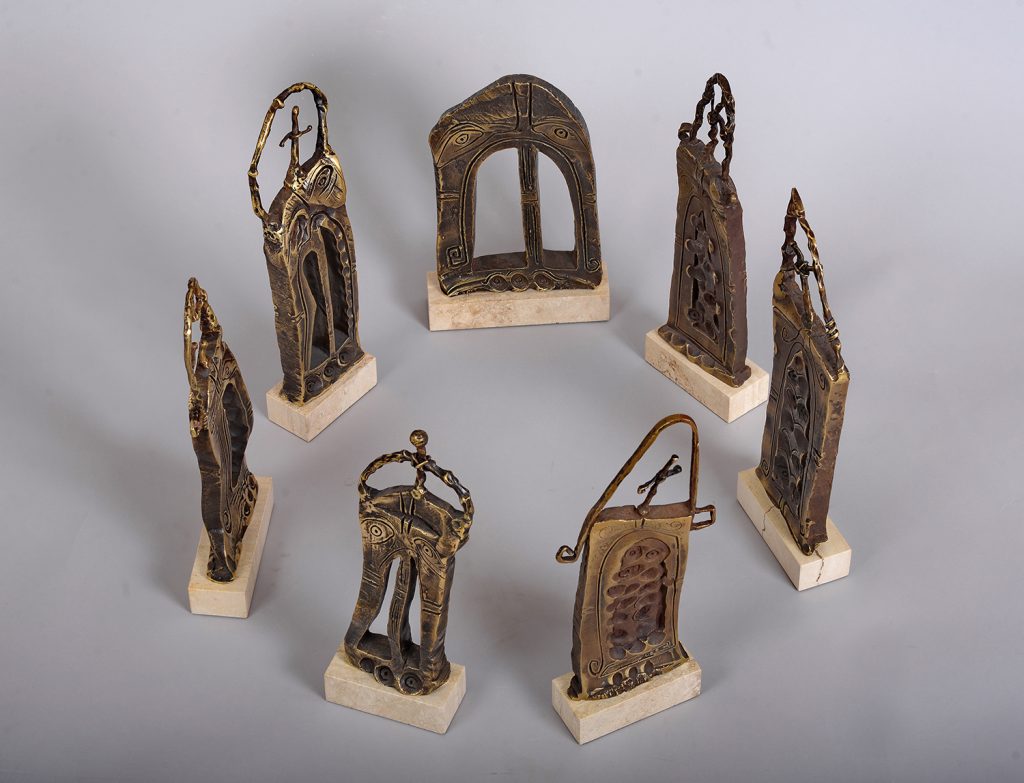 Grup statuar 7 – sculpturi în bronz – sculptură în bronz, artist Liviu Bumbu – Liviu Bumbu – O Galerie de Artă