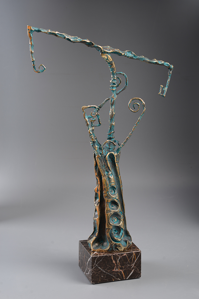 Cumpăna – sculptură în bronz, artist Liviu Bumbu – Liviu Bumbu – O Galerie de Artă