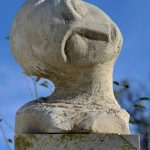 Portret de femeie I – sculptură în piatră, artist Liviu Bumbu – Liviu Bumbu – O Galerie de Artă