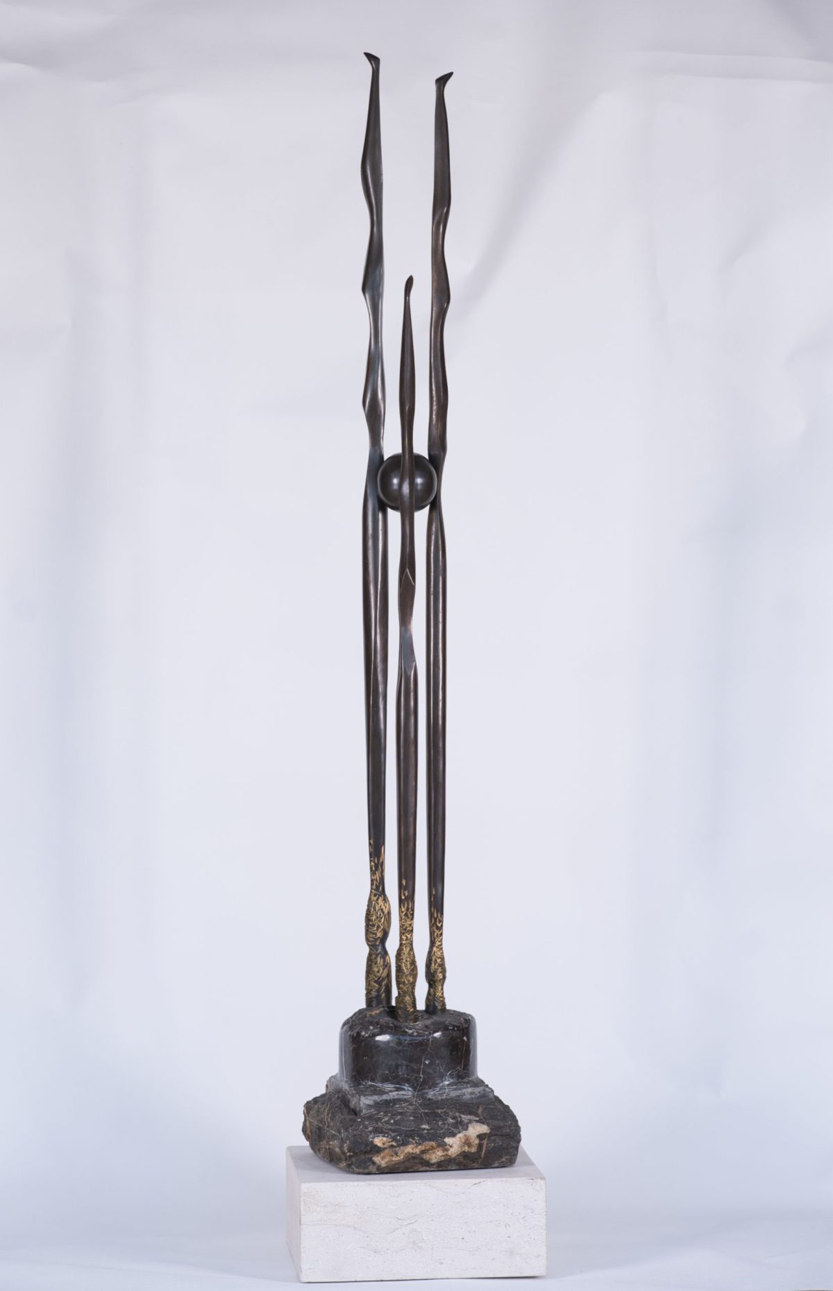 Semințe în apus – sculptură în bronz, artist Liviu Mocan – Liviu Mocan – O Galerie de Artă