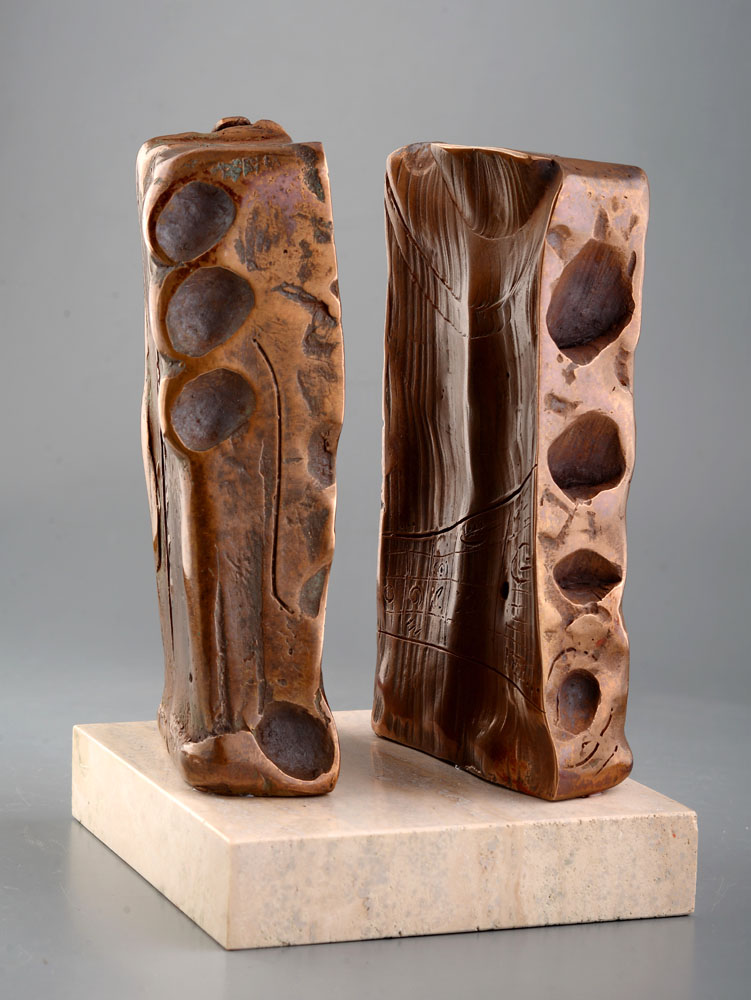 Tărtăria – sculptură în bronz, artist Liviu Bumbu – Liviu Bumbu – O Galerie de Artă