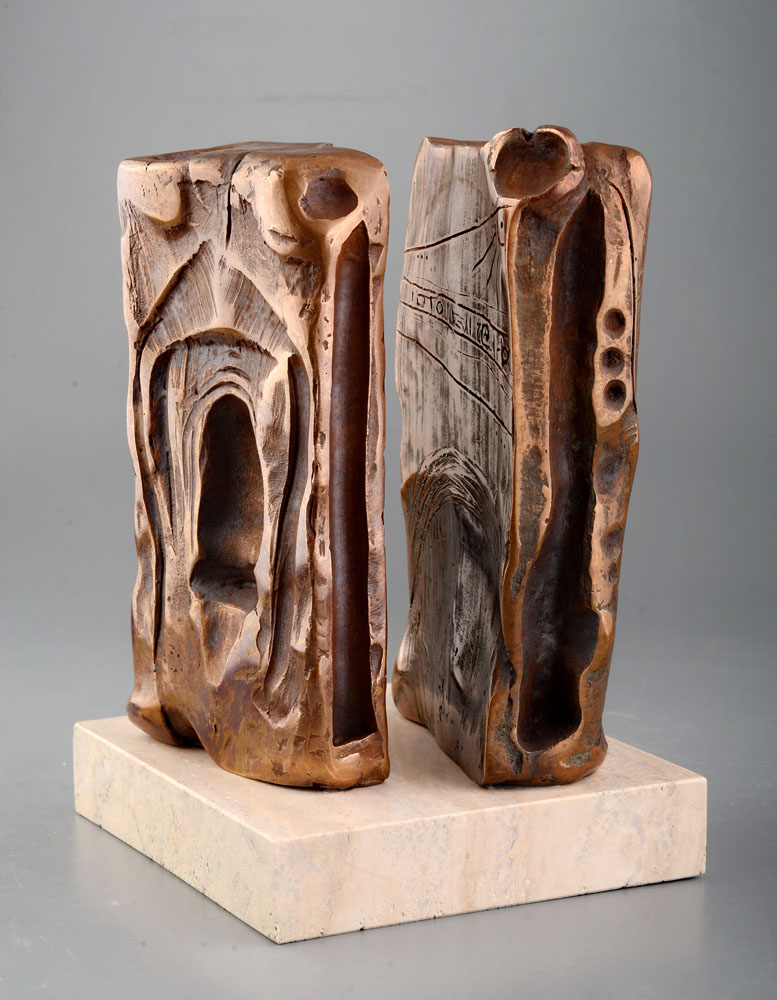 Tărtăria – sculptură în bronz, artist Liviu Bumbu – Liviu Bumbu – O Galerie de Artă