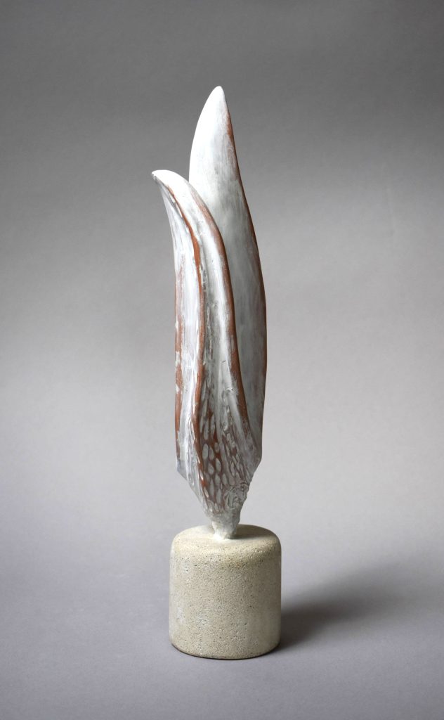 Tril – sculptură în lut ars patinat, artist Petru Leahu – Petru Leahu – O Galerie de Artă