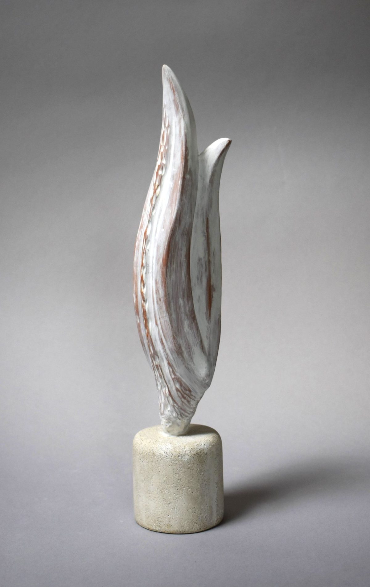 Tril – sculptură în lut ars patinat, artist Petru Leahu – Petru Leahu – O Galerie de Artă