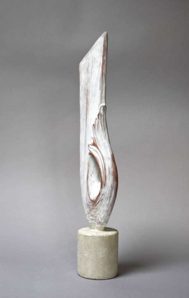 Vertical Call – sculptură în lut ars patinat, artist Petru Leahu – Petru Leahu – O Galerie de Artă