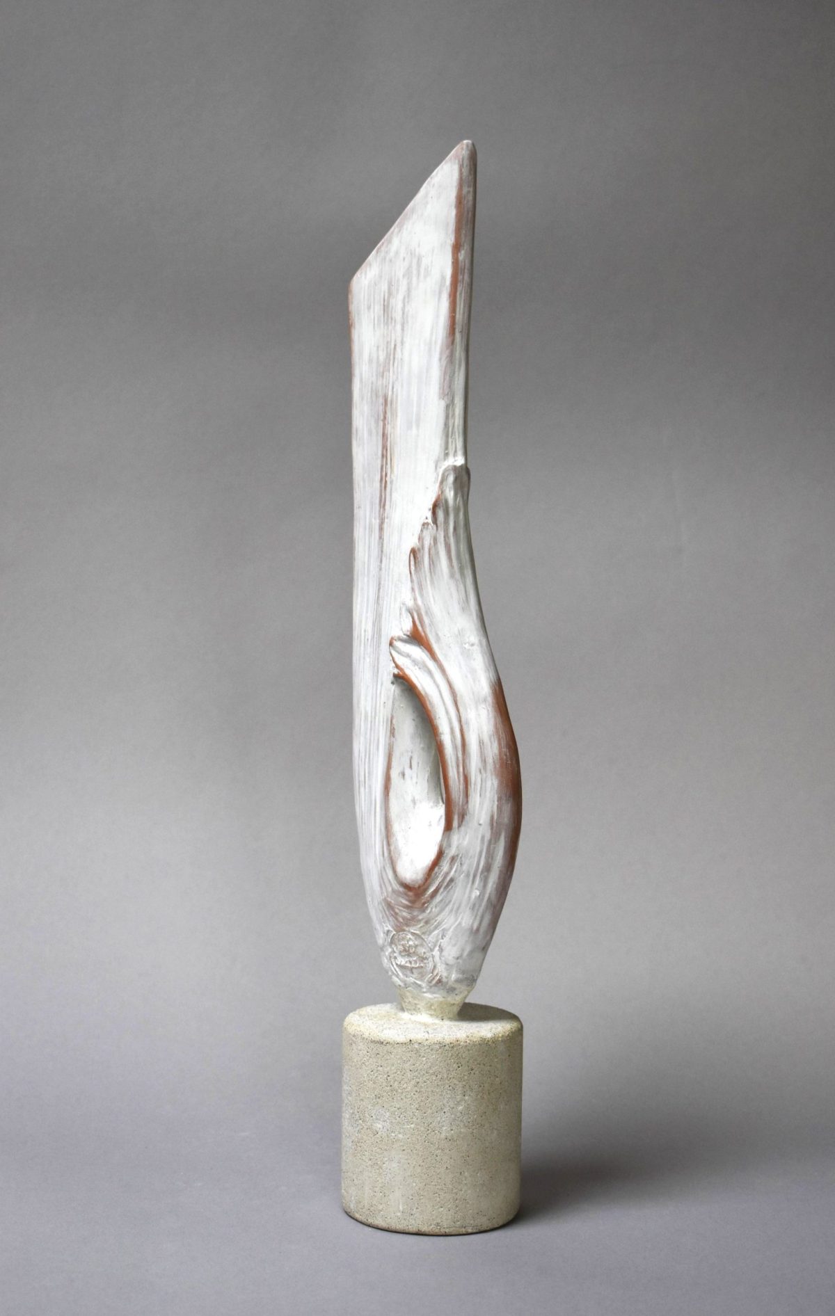 Vertical Call – sculptură în lut ars patinat, artist Petru Leahu – Petru Leahu – O Galerie de Artă